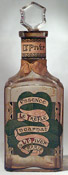 Photo of bottle of 'Trefle Incarnat' by L.T. Piver