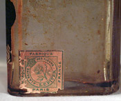 Photo of L.T. Piver's paper stamp found on bottle of 'Trefle Incarnat'